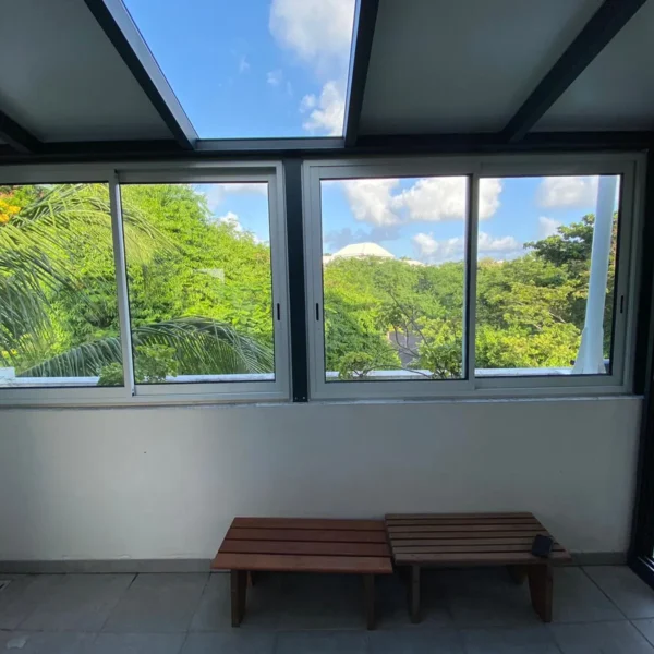 Réalisation menuiserie aluminium sur mesure en Martinique par Nord System