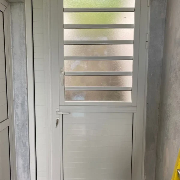 Réalisation menuiserie aluminium sur mesure en Martinique par Nord System