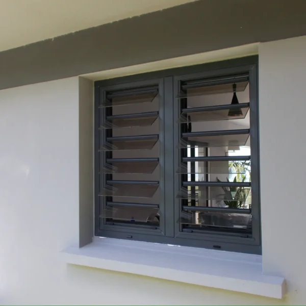 Réalisation menuiserie aluminium sur mesure en Martinique par Nord System