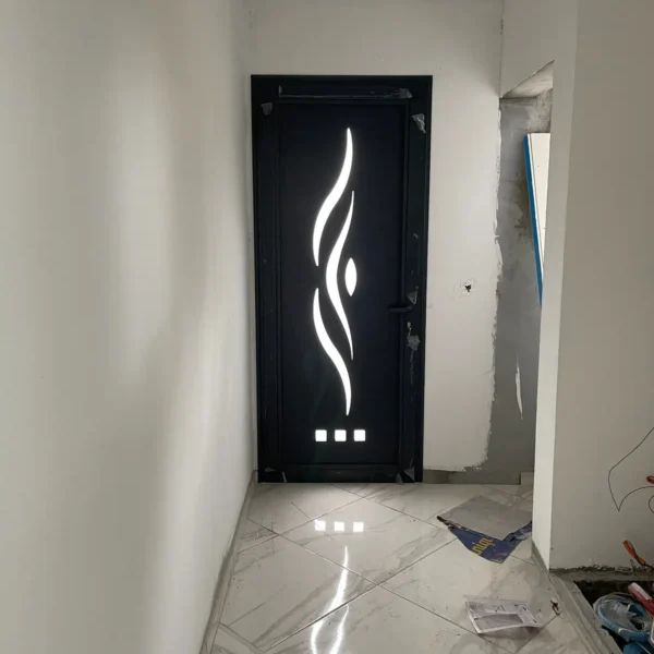 Réalisation porte aluminium sur mesure en Martinique par Nord System